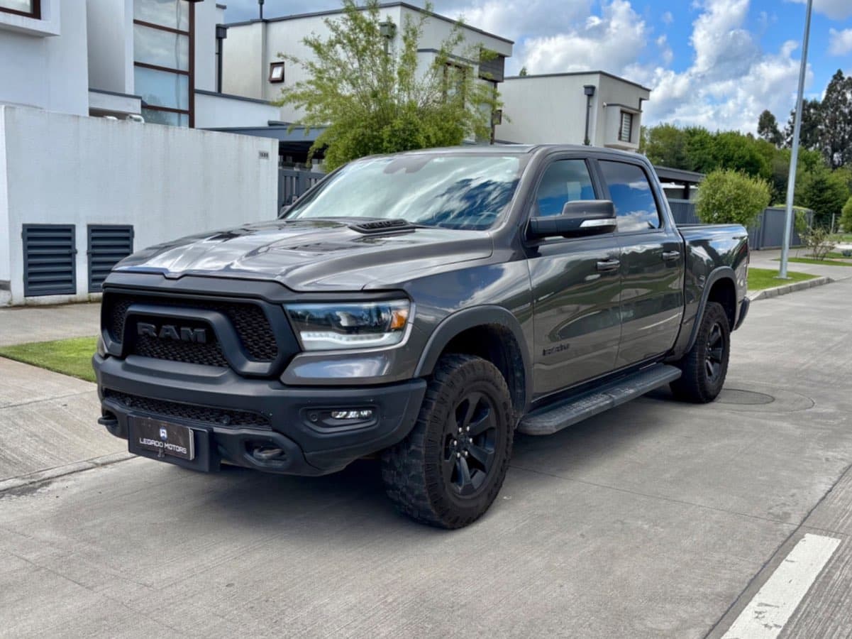 RAM NEW RAM REBEL 1500 CREW CAB 5.7 2023 (1/21)